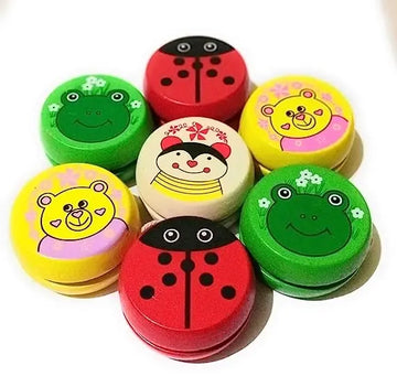 Wooden yoyo spinner toy with assorted color design for travel(1pc)
