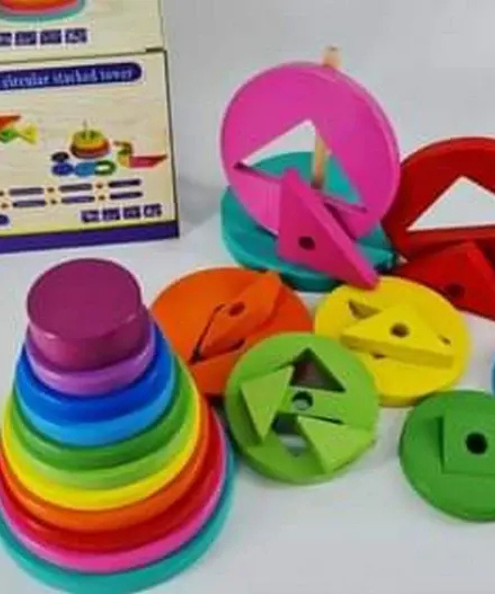 Hidden circular stacked tower game