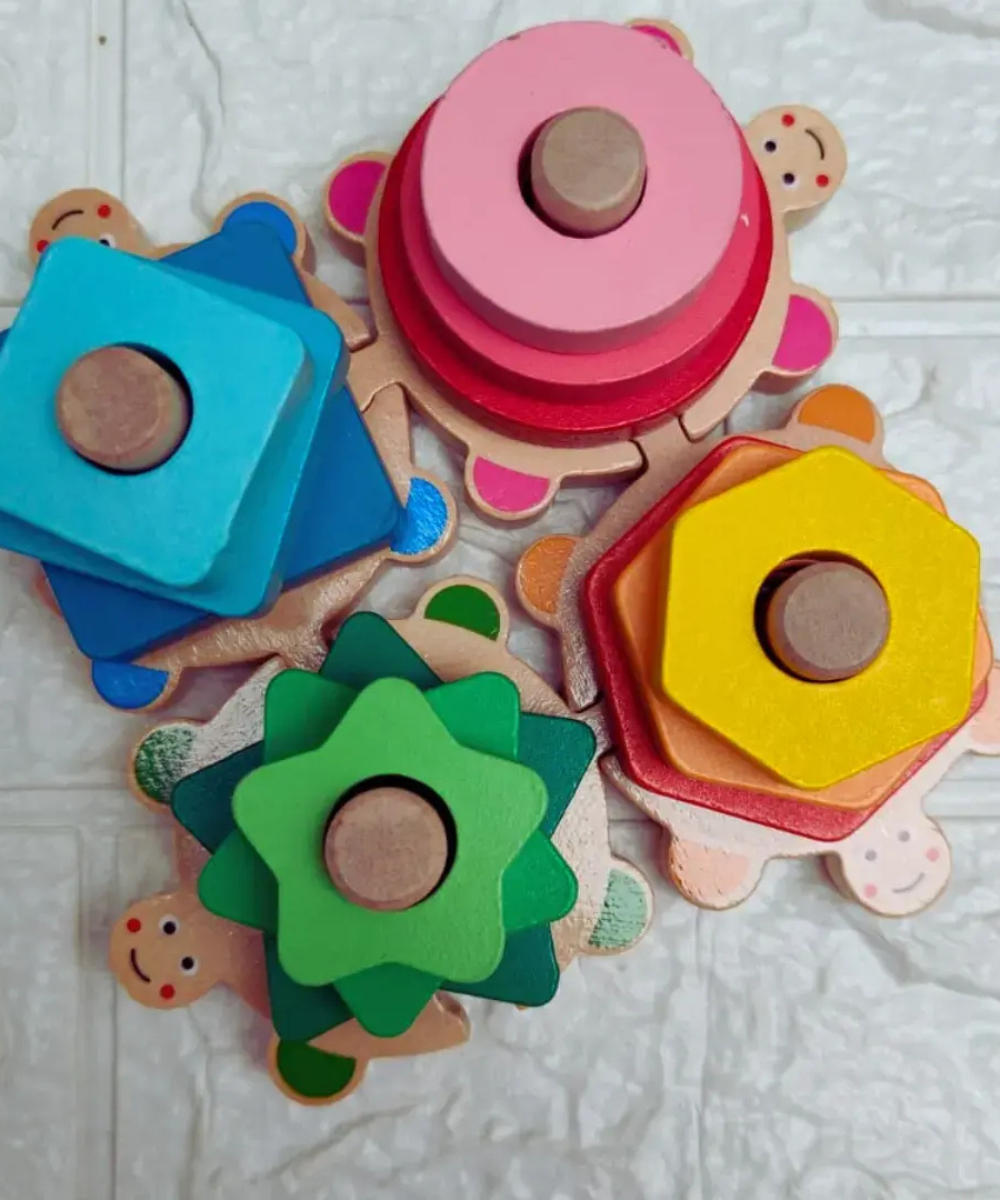 Colorful shape wisdom shape column - Stack Your Skills with Color