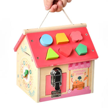 Montessori Busy House
